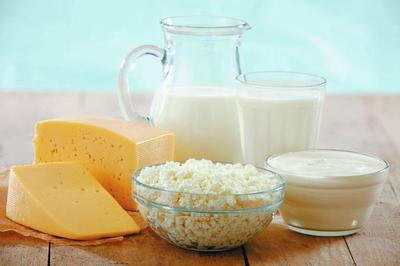 以色列開發(fā)用酵母生產(chǎn)的牛奶 外觀口味相同，你敢喝嗎？