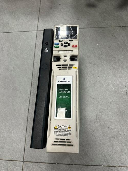 艾默生EV1000變頻器E013故障代碼深度解析與維修指南